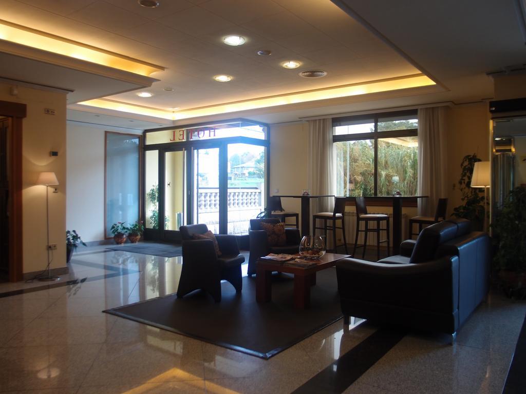 Hotel Avion By Bossh Hotels Vigo Exterior photo