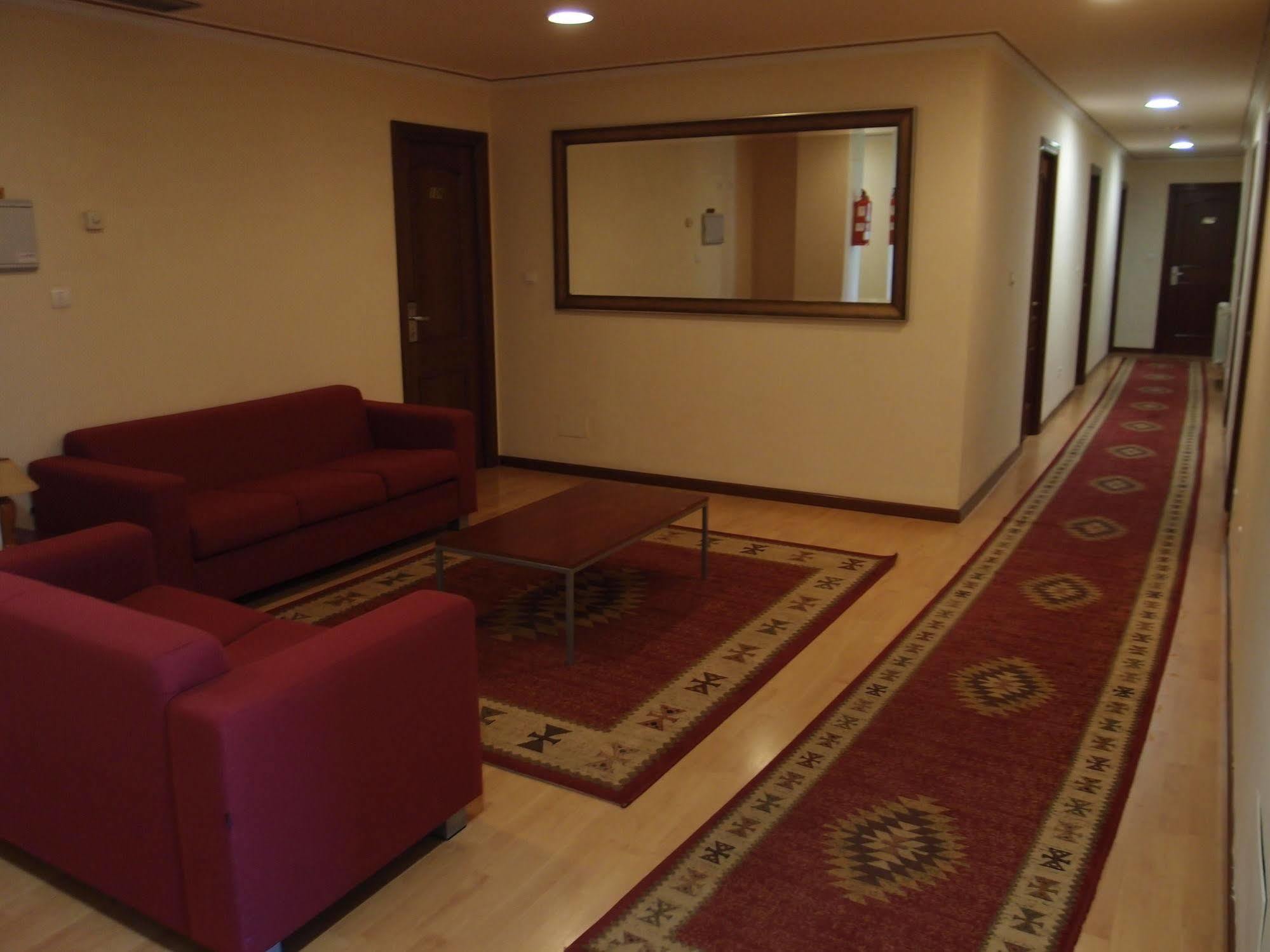 Hotel Avion By Bossh Hotels Vigo Exterior photo