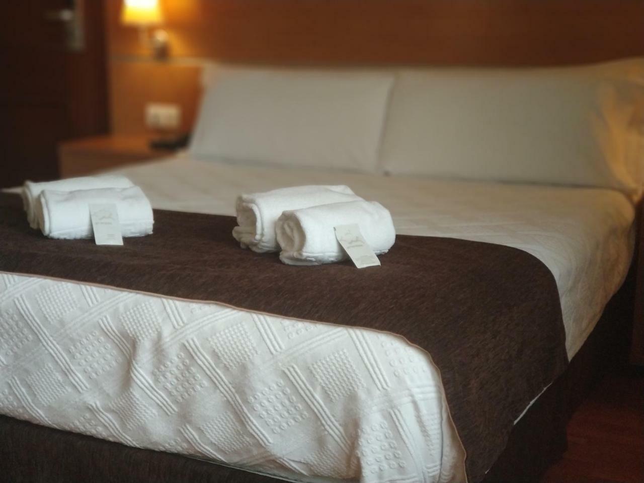 Hotel Avion By Bossh Hotels Vigo Exterior photo