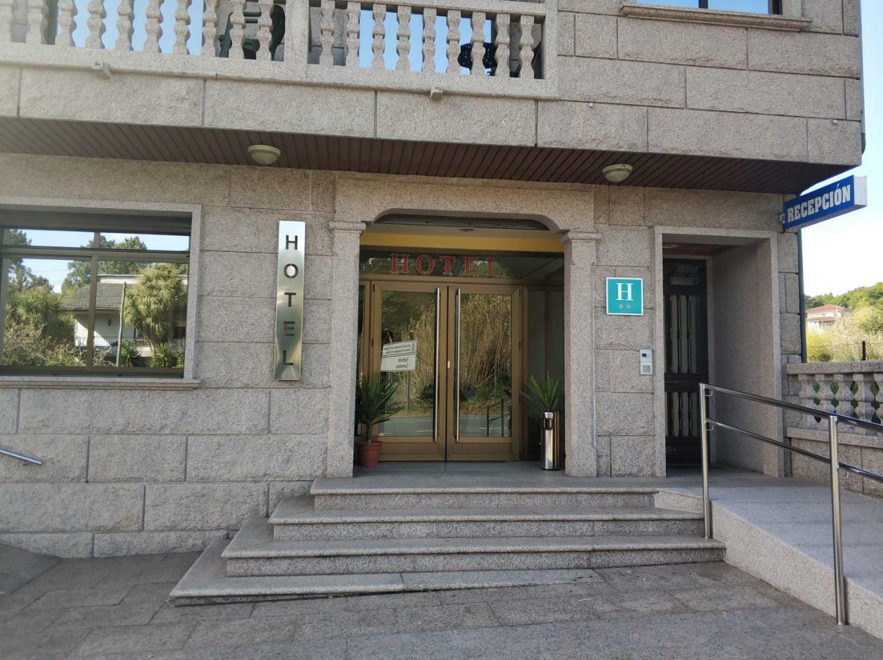 Hotel Avion By Bossh Hotels Vigo Exterior photo
